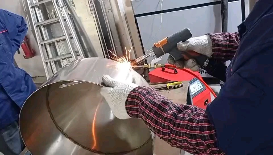 Metal welding machine Metal welding machine
